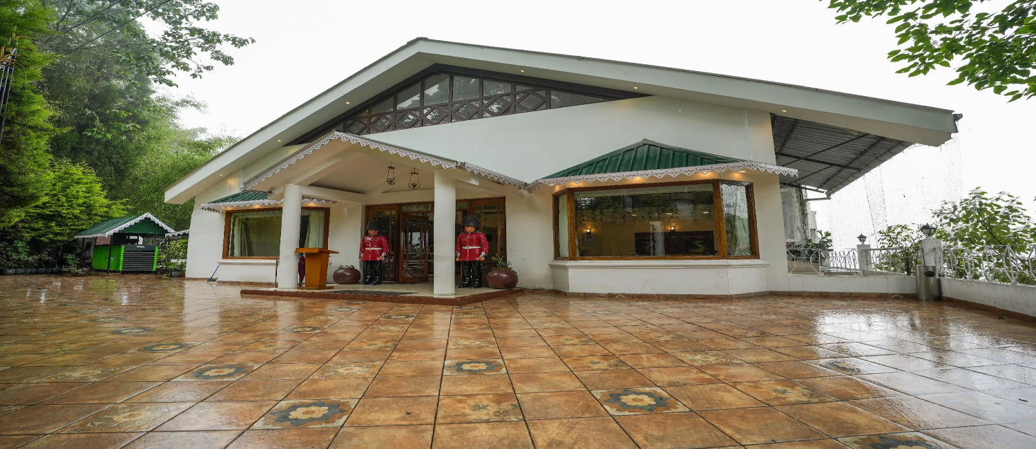 Summit Lillium Hotel and Spa